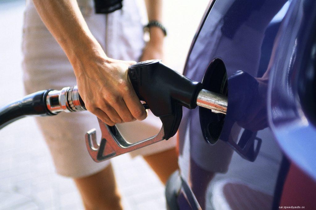 Driving Fast vs. Driving Slow – Which Consumes More Fuel?