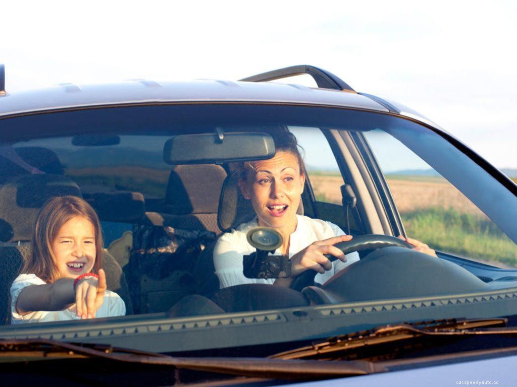 How to Avoid Car Sickness? 3 Tips to Calm Yourself
