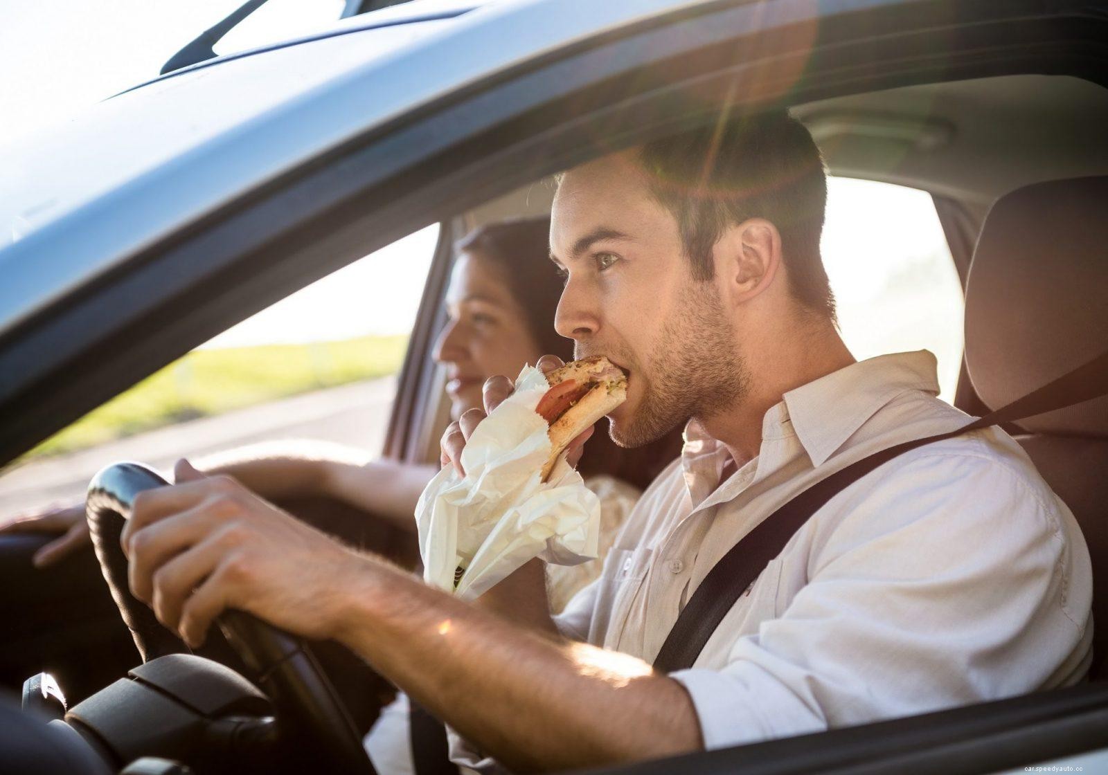 Why Eating While Driving Is DANGEROUS For You?