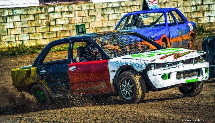 The Complete Beginner’s Guide To Dirt Track Racing