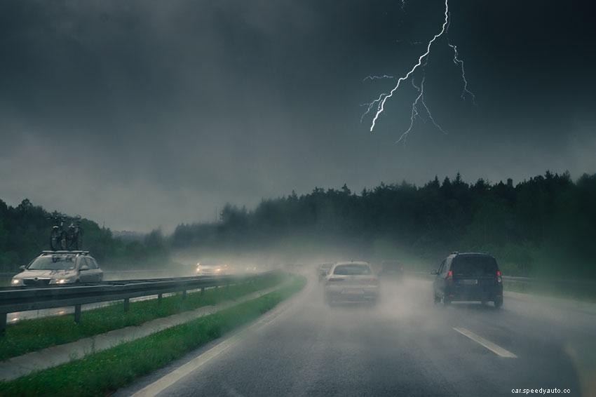 The Ultimate Guide To Safe Driving In A Thunderstorm