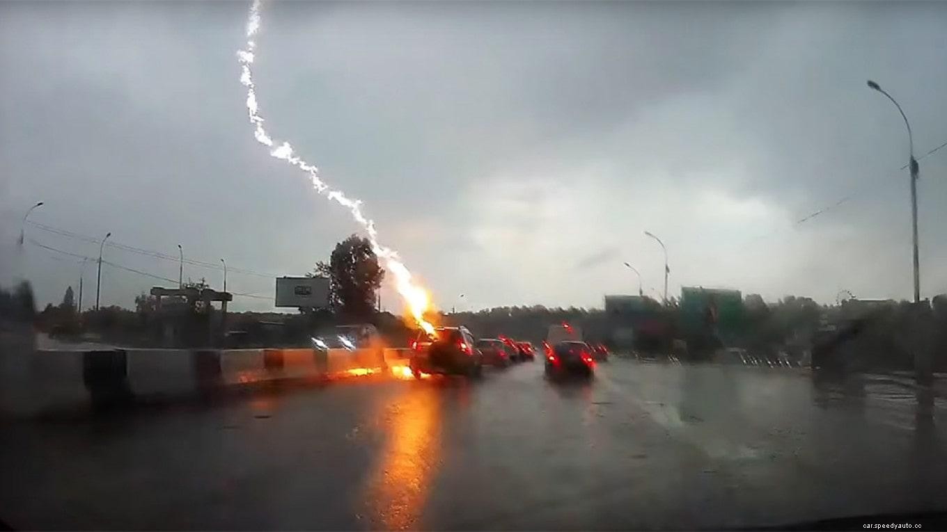 The Ultimate Guide To Safe Driving In A Thunderstorm