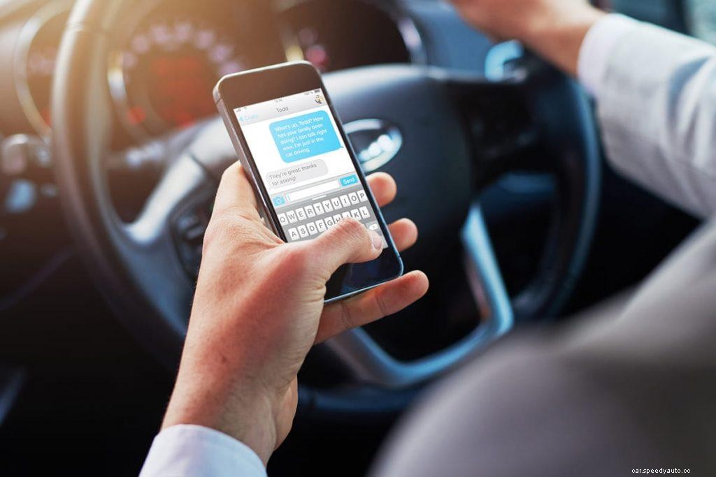 How Mobile Phones Affect Driving Quality?