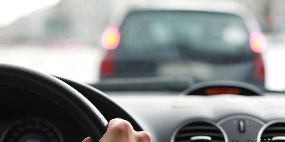 The 4 Types of Tailgaters and How to Avoid Them