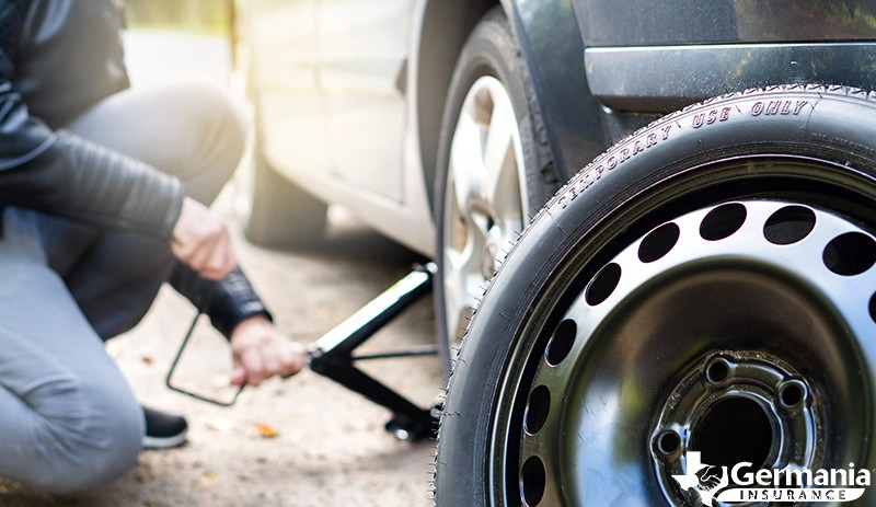 How to change a flat tire in four simple steps