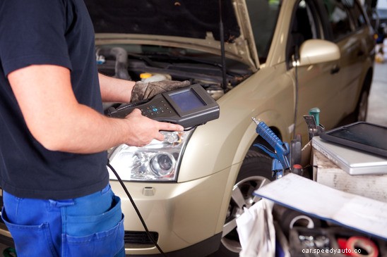 The Difference Between Auto Mechanics And Auto Technicians