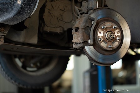 Simple Ways To Determine If Your Brakes Have Problems