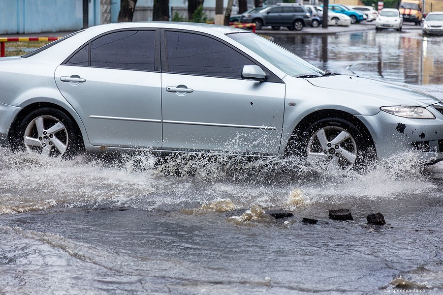 How To Diagnose Water Damage in a Car? 10 Simple Ways