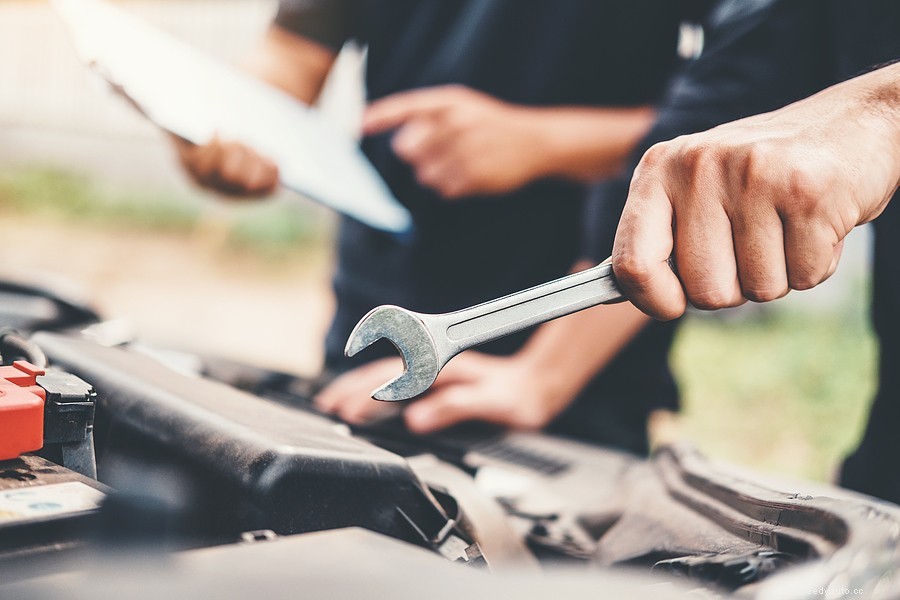 5 Symptoms of A Bad AC Condenser: All You Need to Know