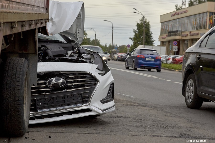 How To Decide If Repairing Your Totaled Car Is Worth It?