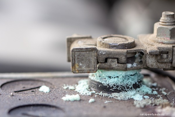 What Are the Signs of a Car Battery Leak?