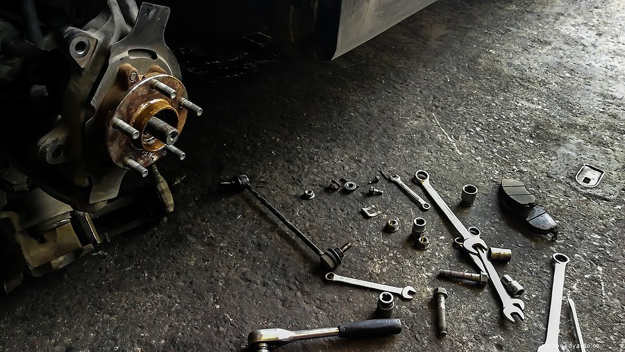 10 Signs You Need New Rotors: All You Need to Know!