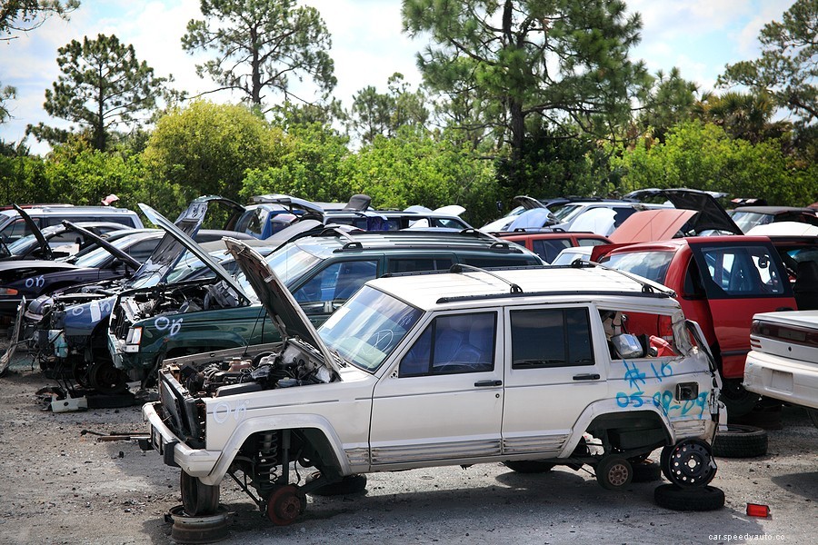 The Ins and Outs of Junk Car Leads: All You Need To Know!
