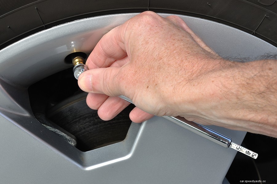 10 Signs You May Have A Tire Pressure Sensor Fault