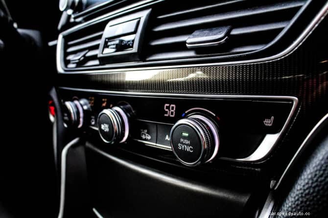 9 Amazing DIY Car Detailing Tips, Cheats, and All-Natural Hacks