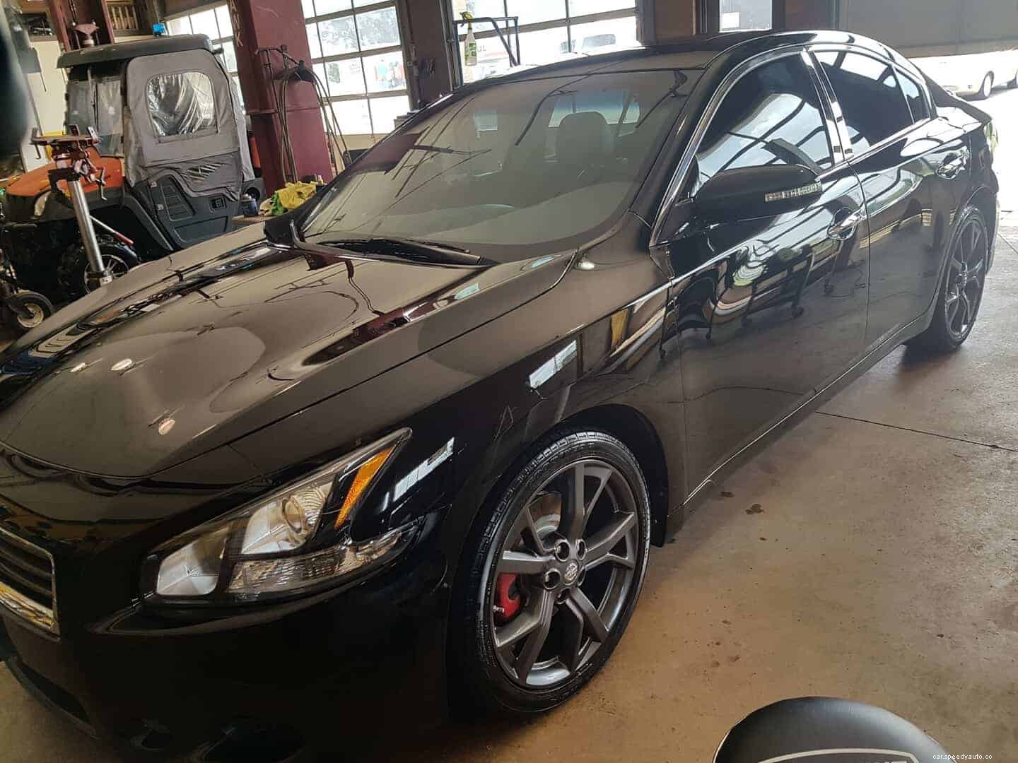 What’s the Trick for Detailing a Black Car?