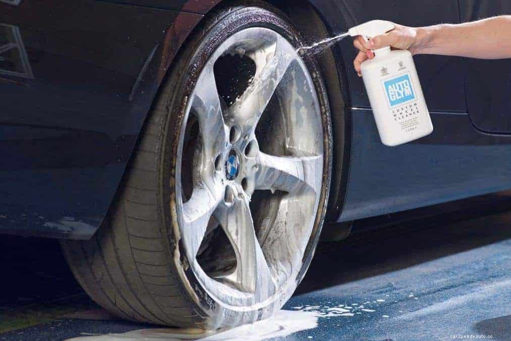 How to Properly Clean Car Wheels and Rims