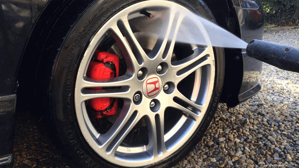 How to Properly Clean Car Wheels and Rims