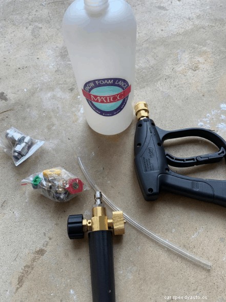 Your Guide to Car Wash Foam Guns
