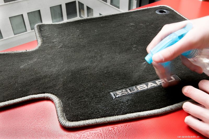 How to Clean Your Cars Floor Mats