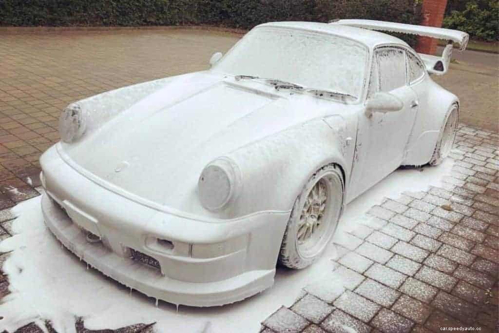 Car Washing 101 – Breaking Down the Basics About Car Wash Shampoos