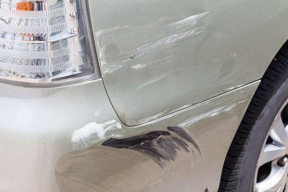 How to Remove Paint Transfer and Scuffs From Cars