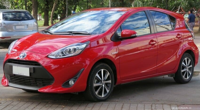 Nissan Leaf vs. Toyota Prius – Which One Is The Best?