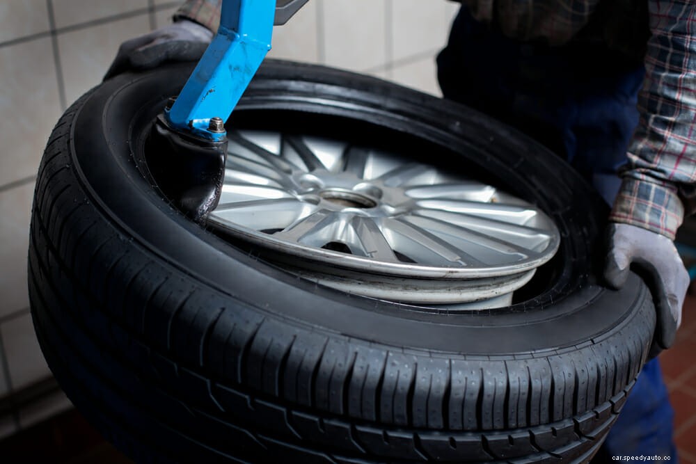 How To Stretch Tires – Is It Safe and Legal?