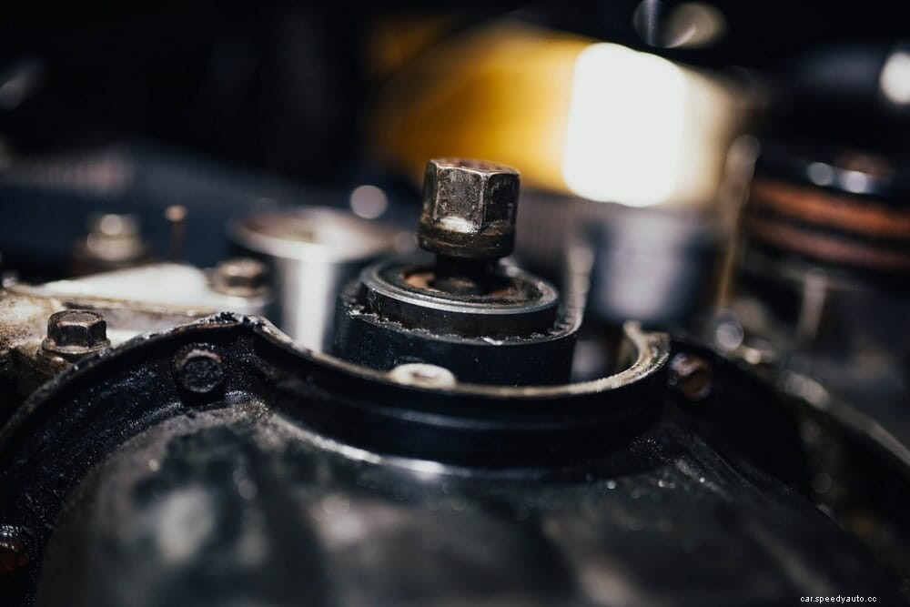 6 Reasons For RPMs Fluctuating While Driving