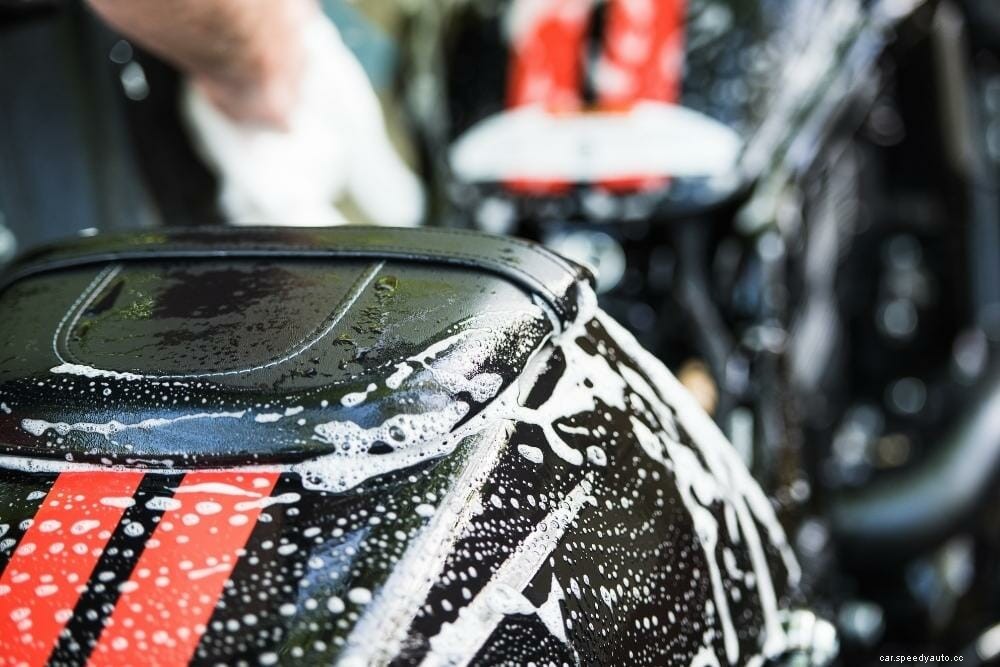 Motorcycle Quick Shifter Pros And Cons: Are They Worth It?