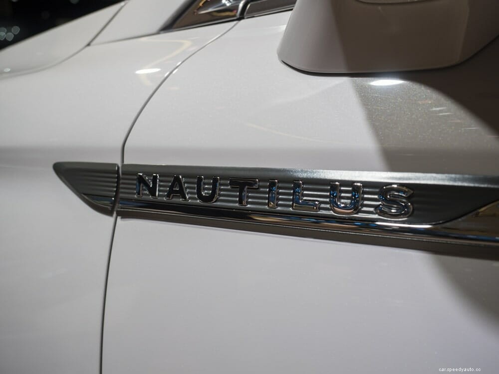 Does The Lincoln Nautilus Have A 3rd Row?