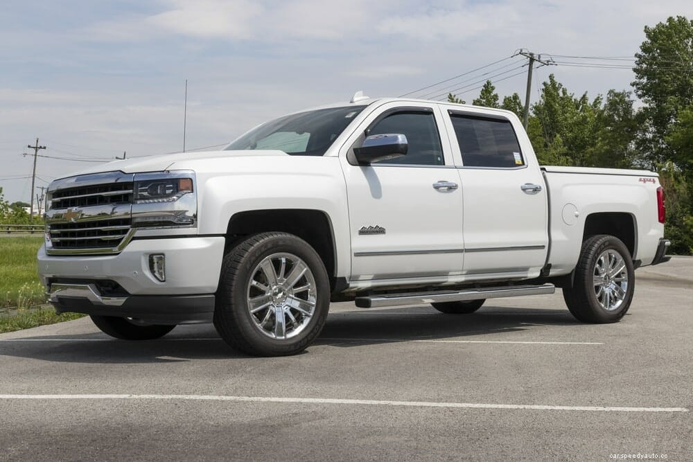 Which Pickup Trucks Have The Most Legroom and Headroom in 2022?