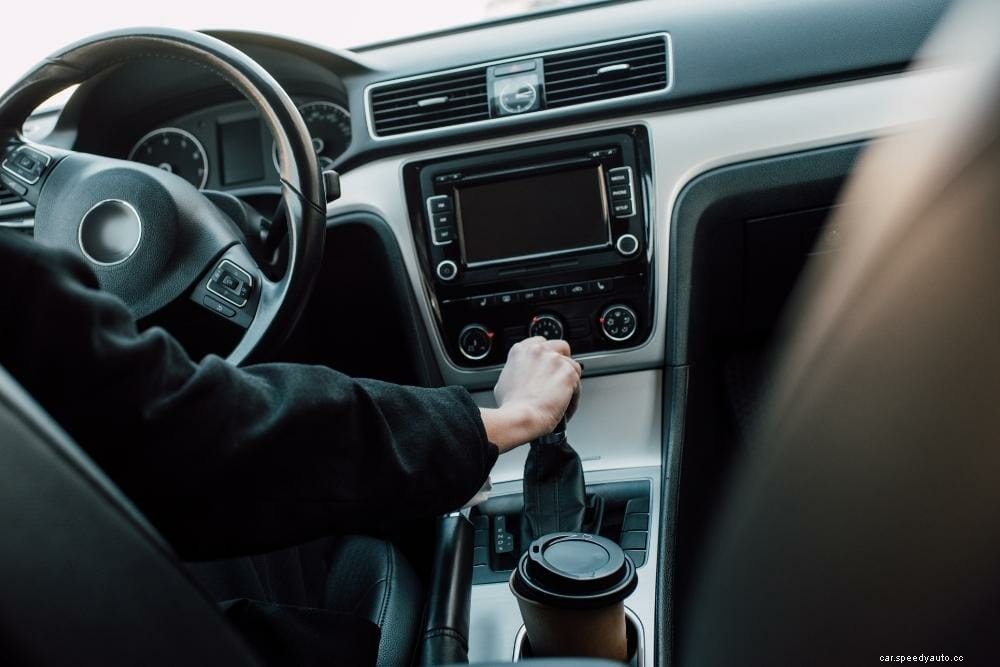 What Causes High RPM While Driving?