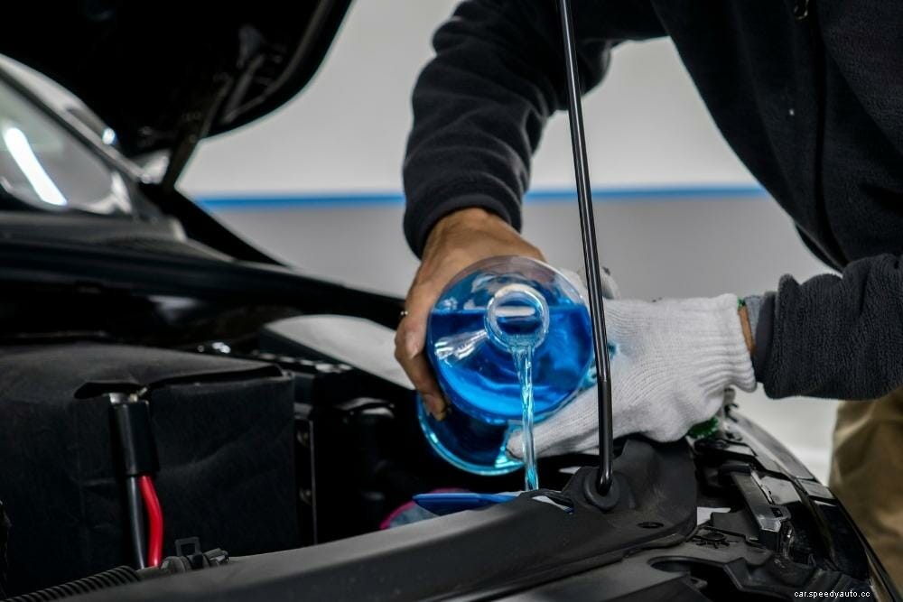 Why Is My Windshield Wiper Fluid Not Coming Out?