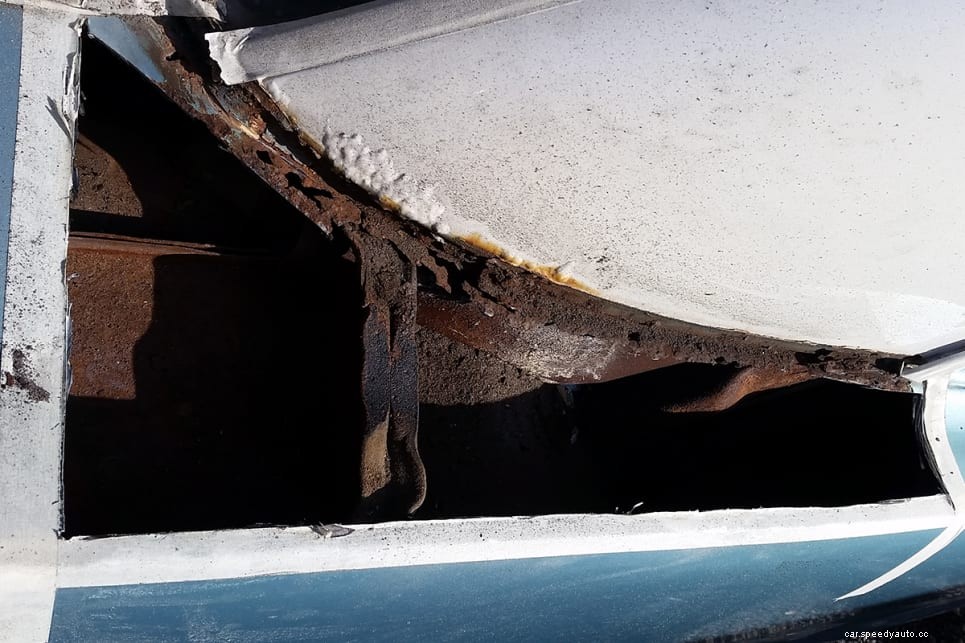 Car rust repair DIY: How to remove rust from a car
