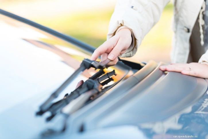 Car Maintenance 101: Replacing Windshield Wiper Blades