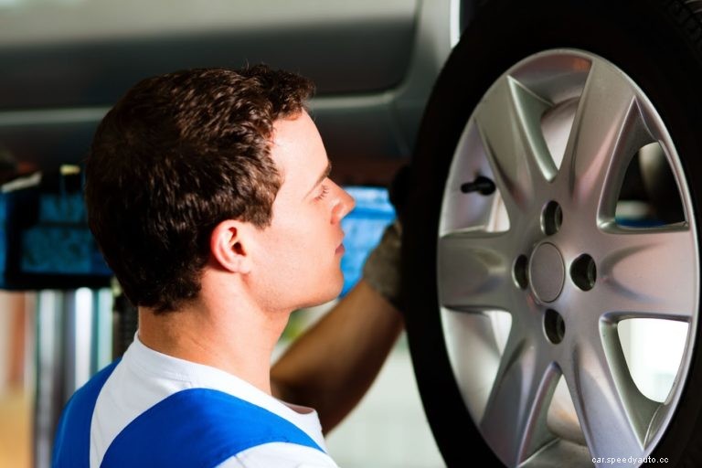 4 Reasons to Leave Your TPMS Service and Maintenance to the Pros