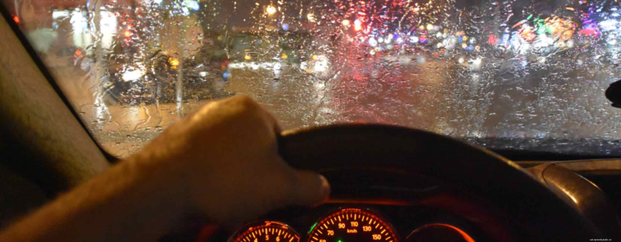 15 Driving Tips to Keep You Safe This Monsoon