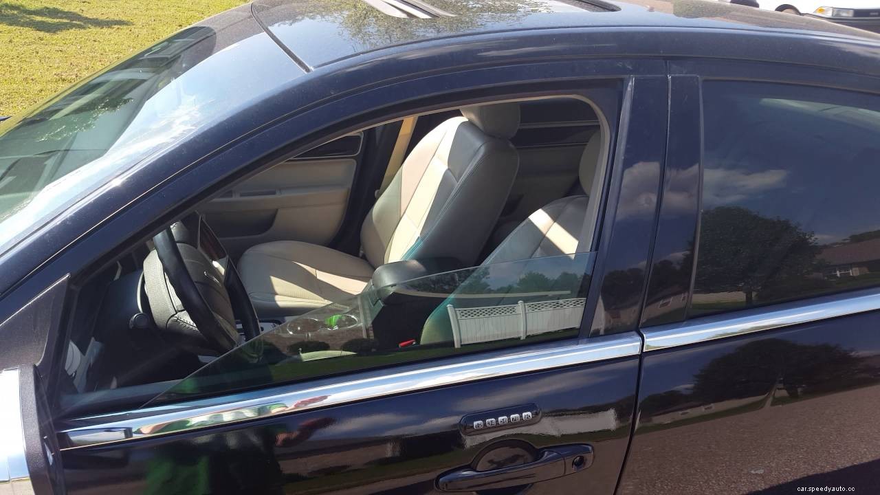 How to Remove Fog from Car’s Windshield – Tips to Defog Car During Rain