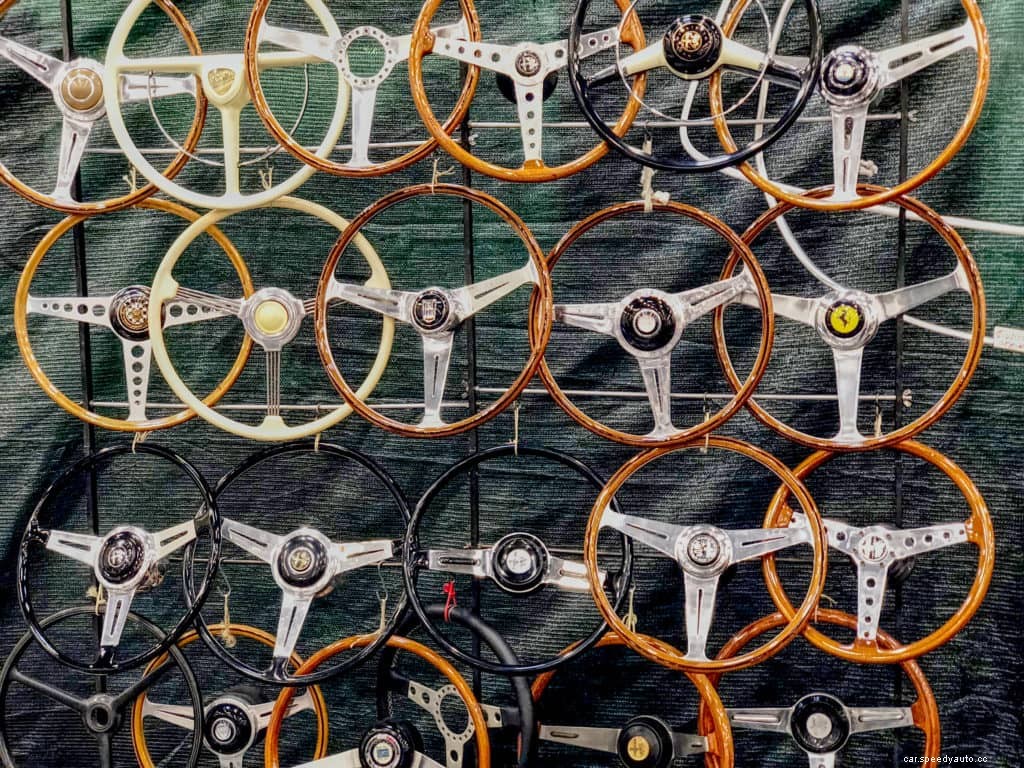 How to Change Your Own Steering Wheel? | DIY Tips