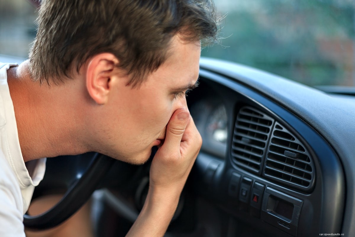 3 Warning Signs You Need to Bring Your Car into a Repair Shop