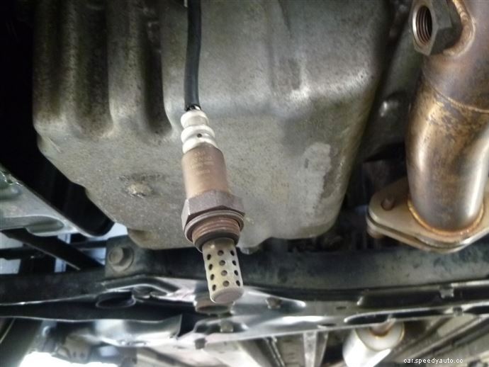 6 common causes of the engine warning light turning on