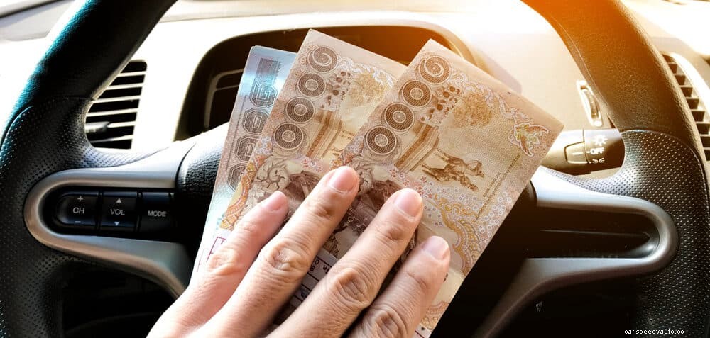 8 Symptoms of a Bad Fuel Injector (& Replacement Cost)