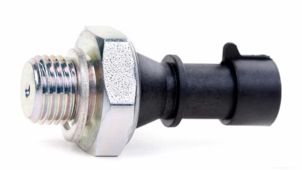 3 Symptoms of a Bad Oil Pressure Sensor (Replacement Cost)