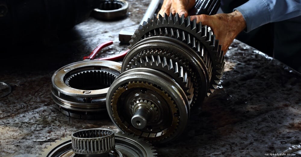 5 Symptoms of a Bad Crankshaft Pulley (& Replacement Cost)