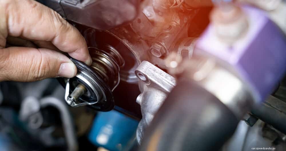 5 Symptoms of a Bad Car Thermostat (& Replacement Cost)
