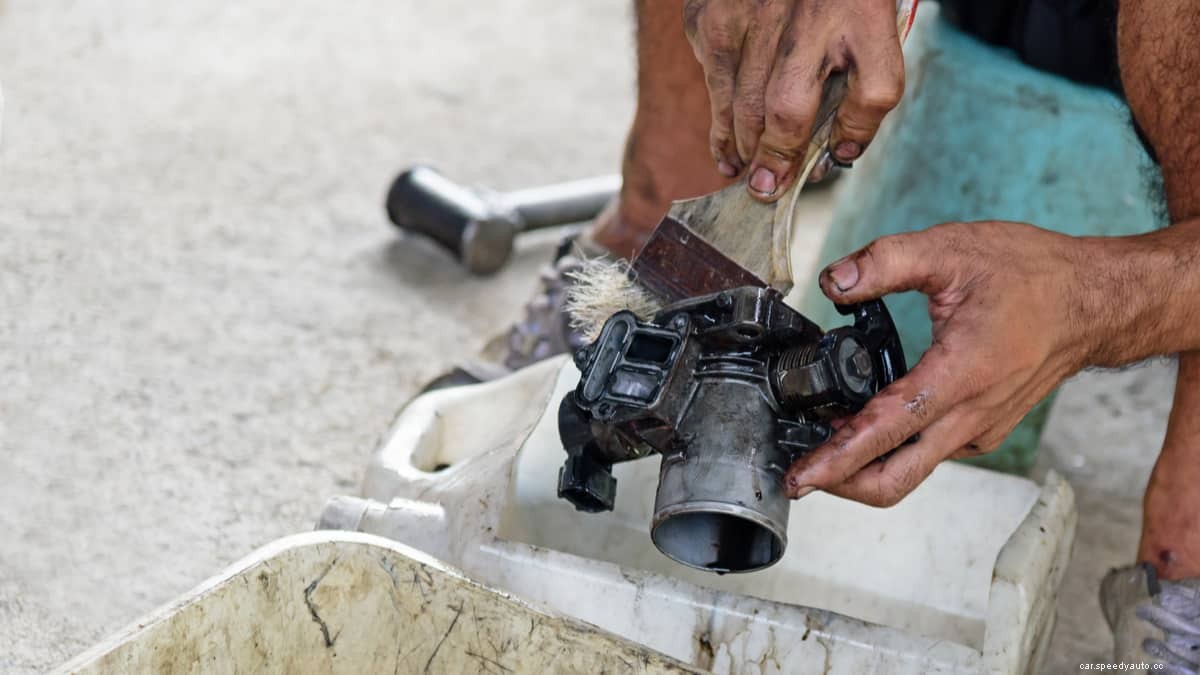 What is a Fuel Induction Service? – (Waste of money?)