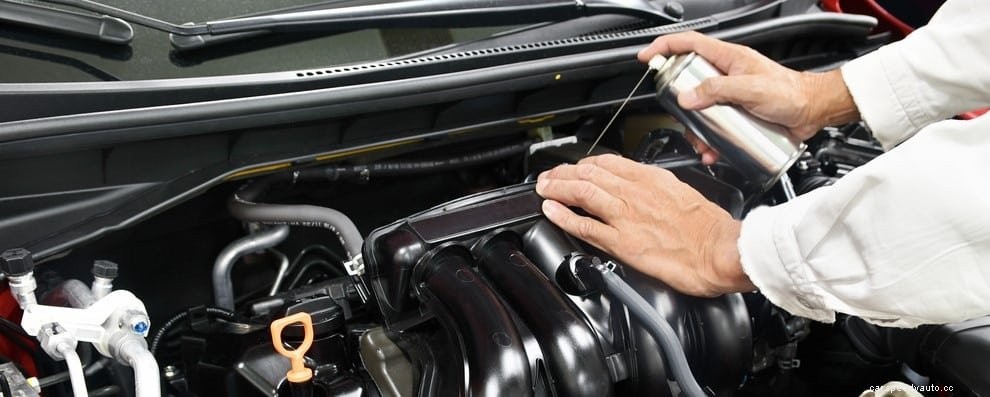 How to find a Vacuum Leak & How to Fix It (8 Easy Steps)