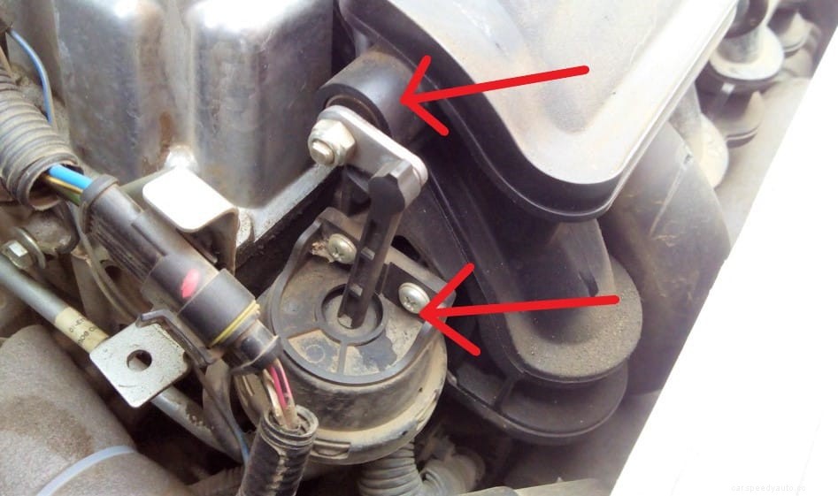 How to find a Vacuum Leak & How to Fix It (8 Easy Steps)