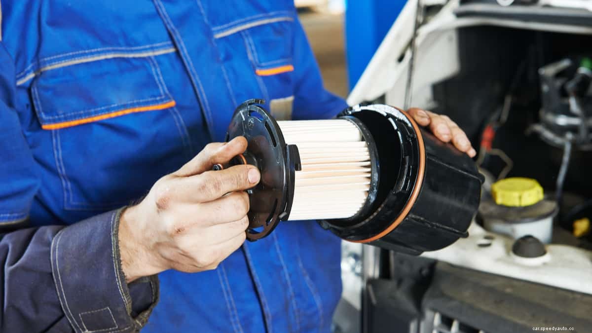 5 Symptoms of a Clogged Fuel Filter (& Replacement Cost)